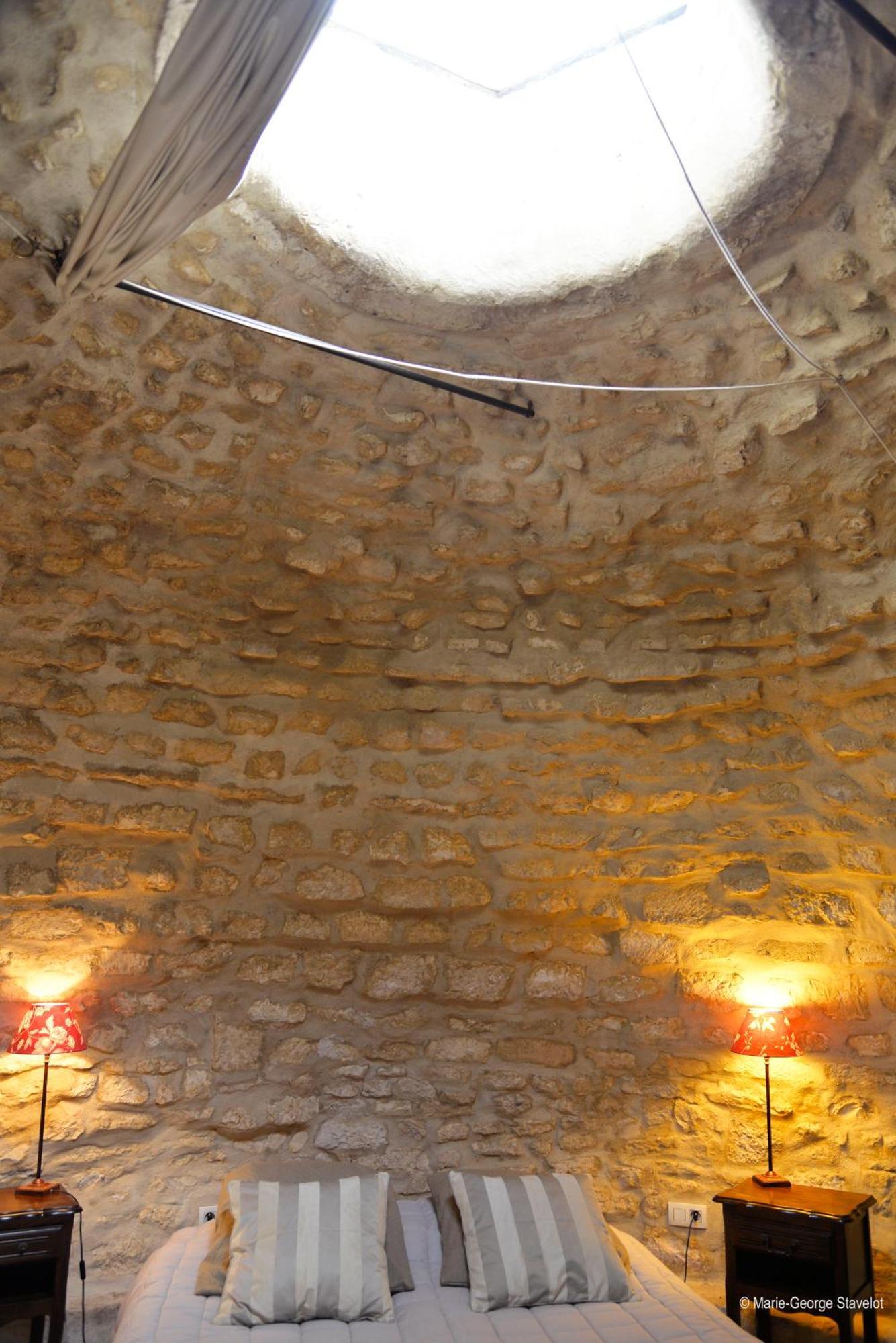 Domaine Borgnat Bed & Breakfast Escolives-Sainte-Camille Rom bilde