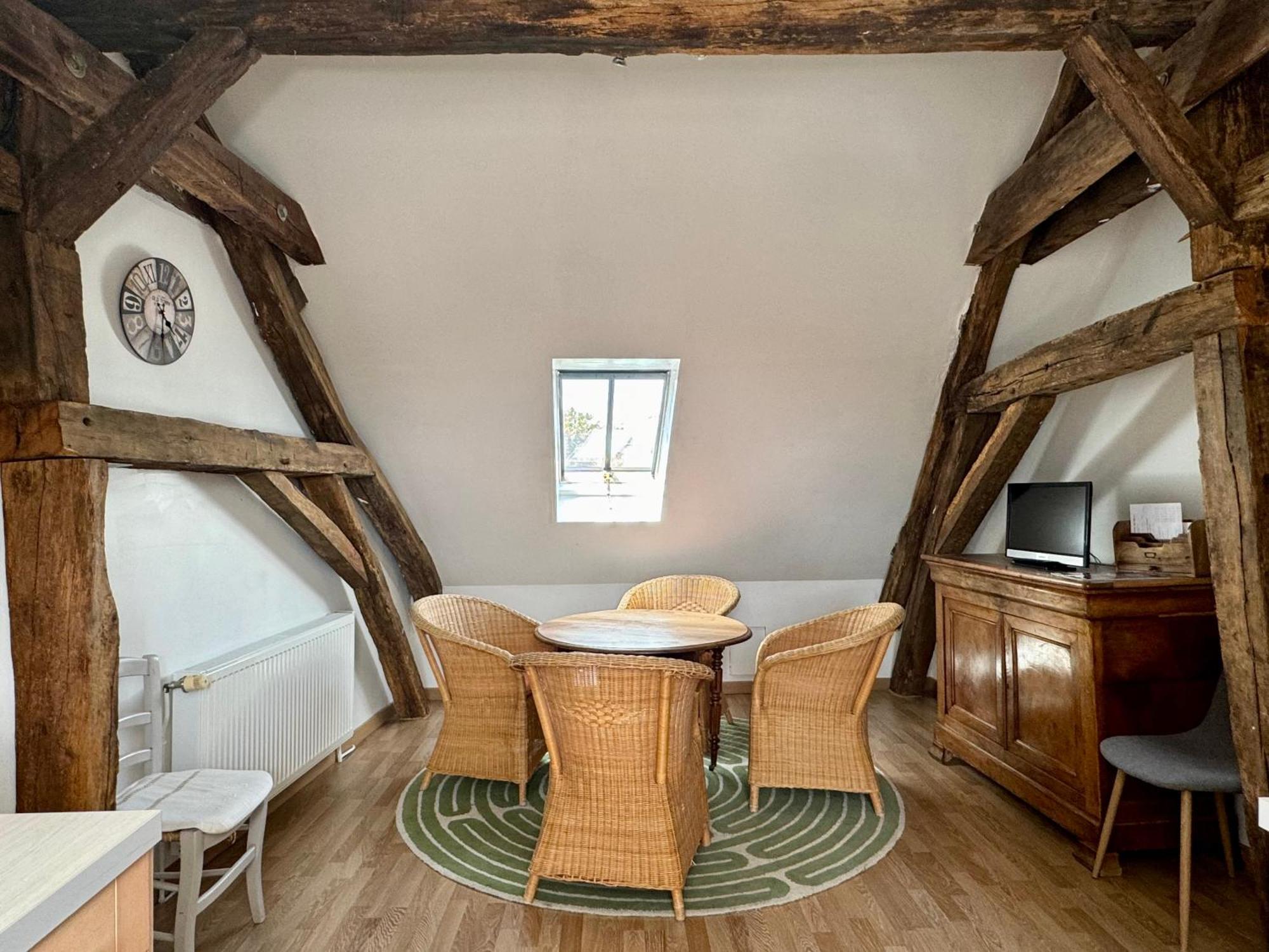 Domaine Borgnat Bed & Breakfast Escolives-Sainte-Camille Eksteriør bilde